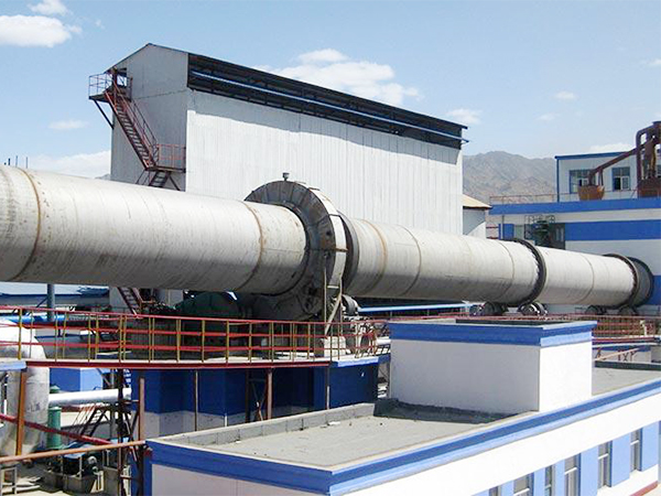 氧化鋁回轉(zhuǎn)窯.jpg 氧化鋁回轉(zhuǎn)窯.jpg